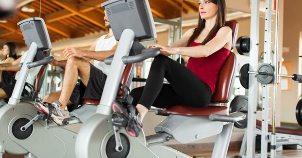 Physische Übungen für Osteochondose