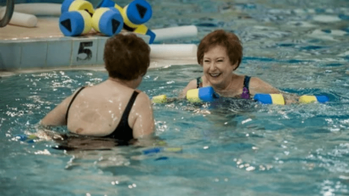 Das Schwimmbad ist jedem und immer zu empfehlen